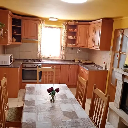 Jazmin-szieszta Apartmanhaz Apartment Balatonfured
