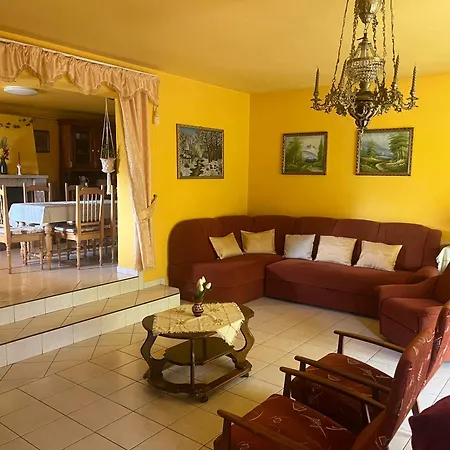 Jazmin-szieszta Apartmanhaz Balatonfüred